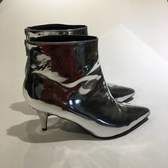 Urban Outfitter Mirror Finish Heels - Picture 9 of 9